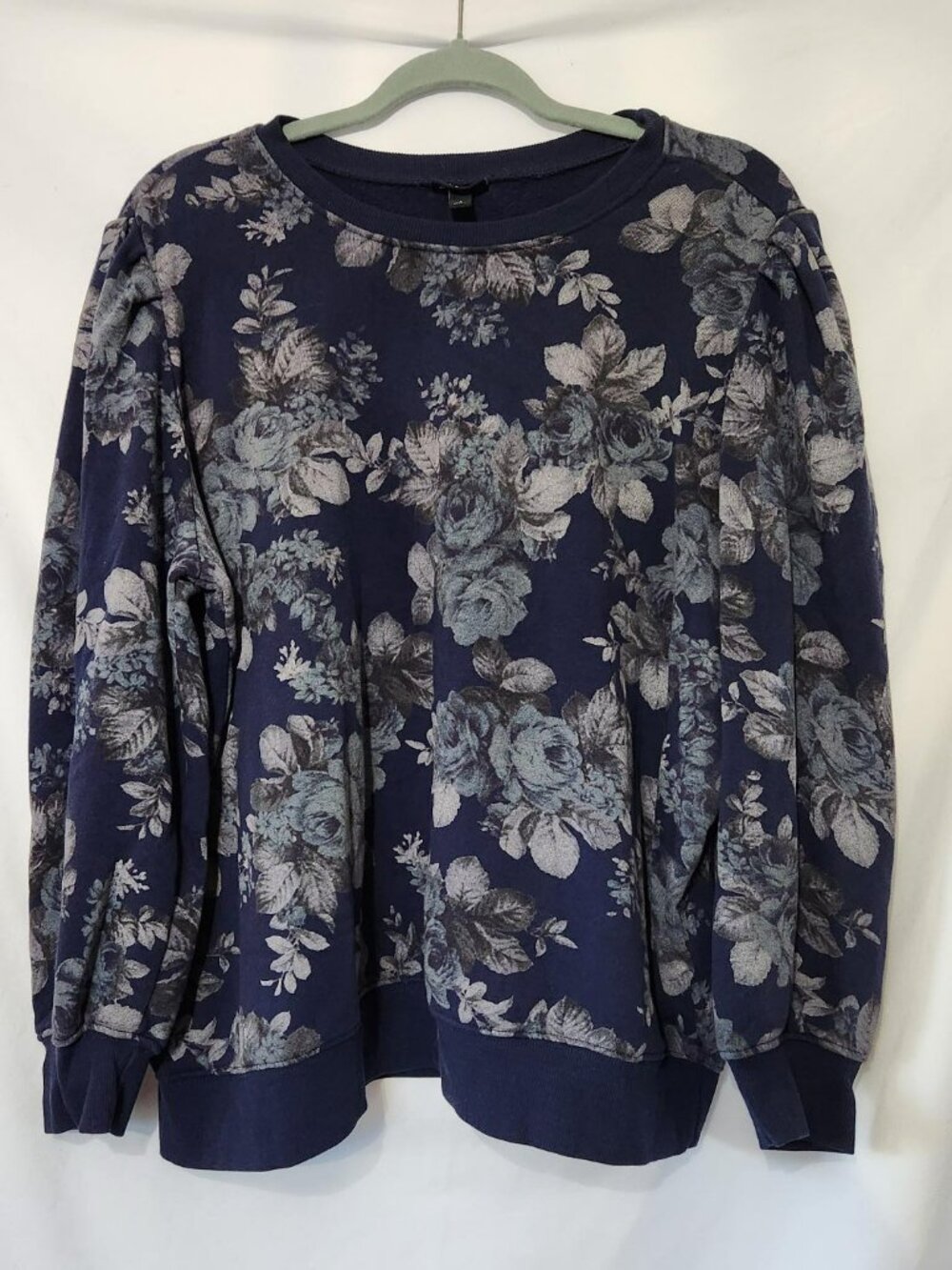 Torrid Cozy Fleece Pleated Sweatshirt Mountain Roses Floral Navy Size 1